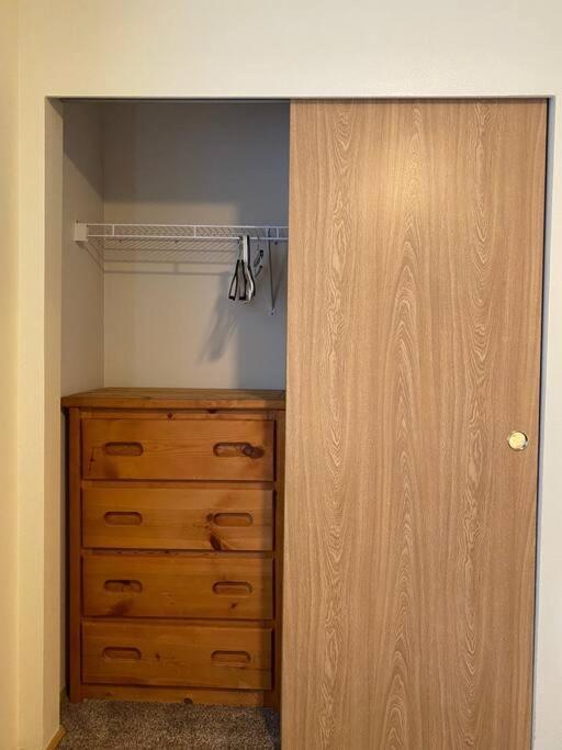 شقة Walk To Downtown Leavenworth * Sleeps 6 + Pets * Ground Level Gem! المظهر الخارجي الصورة