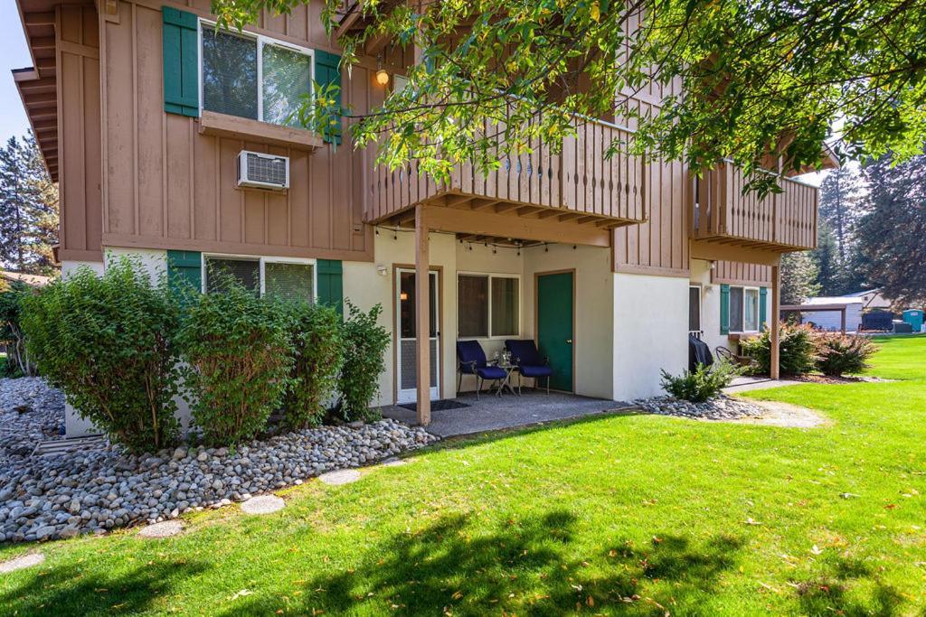شقة Walk To Downtown Leavenworth * Sleeps 6 + Pets * Ground Level Gem! المظهر الخارجي الصورة